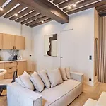 Charming Apartment In The Center Of Paris